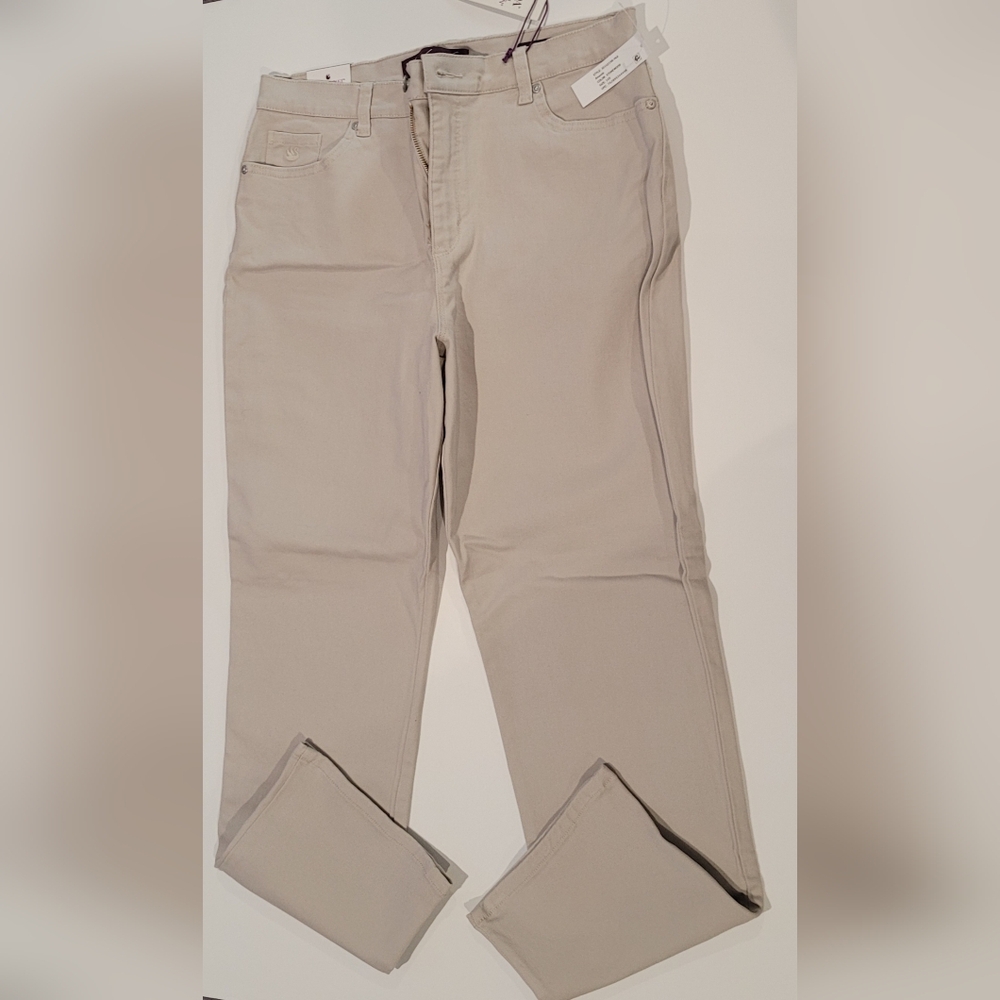 Gloria Vanderbilt Stonewood Jeans